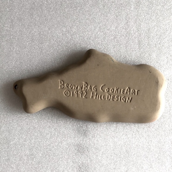 Brown Bag Cookie Art, shortbread molds, Bear 1984, Rabbit 1992 Hill Design - Picture 7 of 7